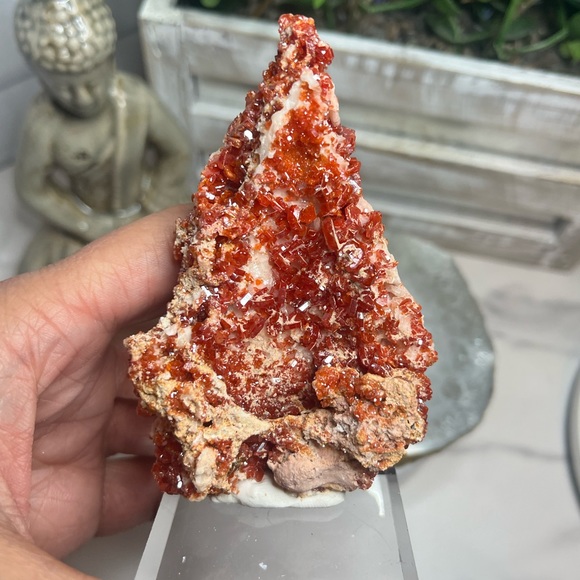 Stunning Vanadanite Specimen- Morocco 🇲🇦 - Picture 7 of 9